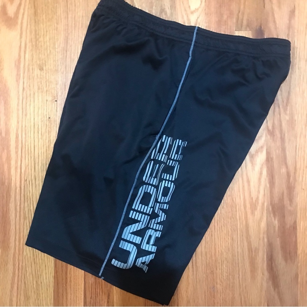 👟UNDER ARMOUR Athletc Shorts - Picture 3 of 7
